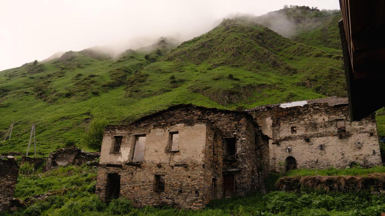 Gaul Gavkhe Hotel Ushguli Exterior photo