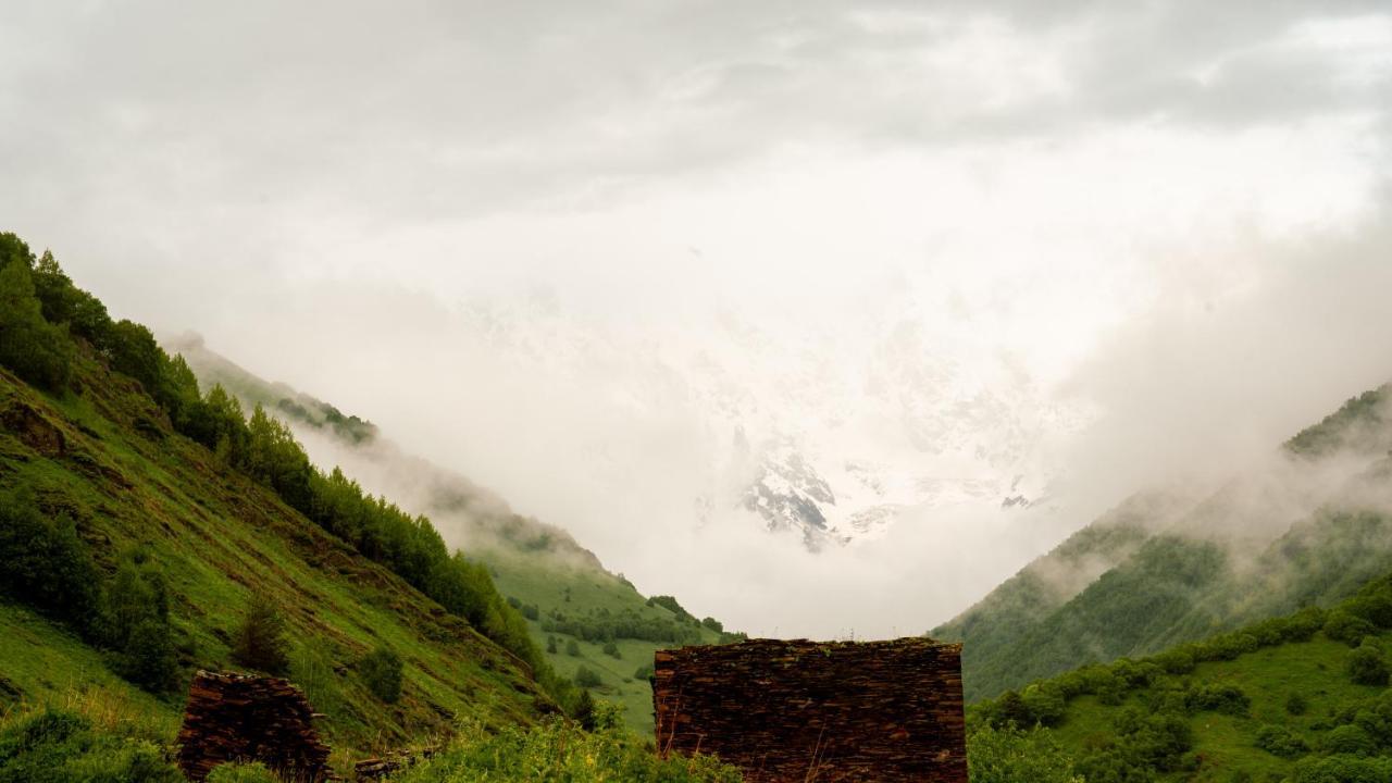 Gaul Gavkhe Hotel Ushguli Exterior photo