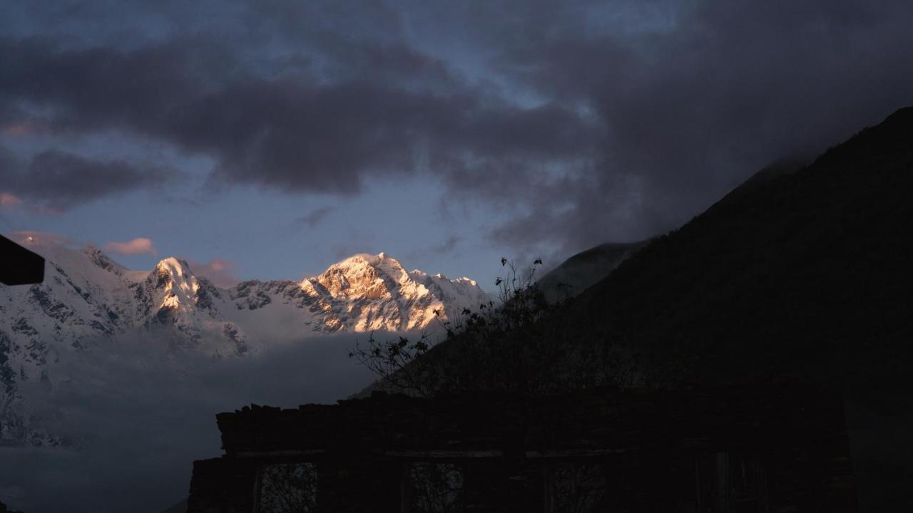Gaul Gavkhe Hotel Ushguli Exterior photo